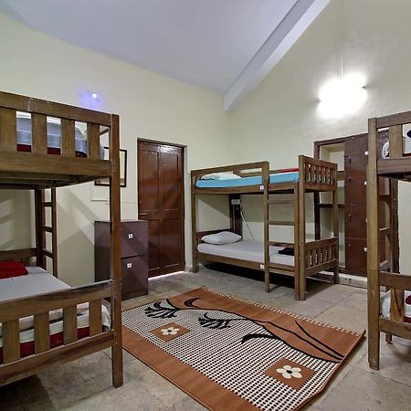 Zostel Goa Pansiyon Calangute Dış mekan fotoğraf